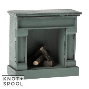 2024 Maileg Mouse Blue Fireplace
