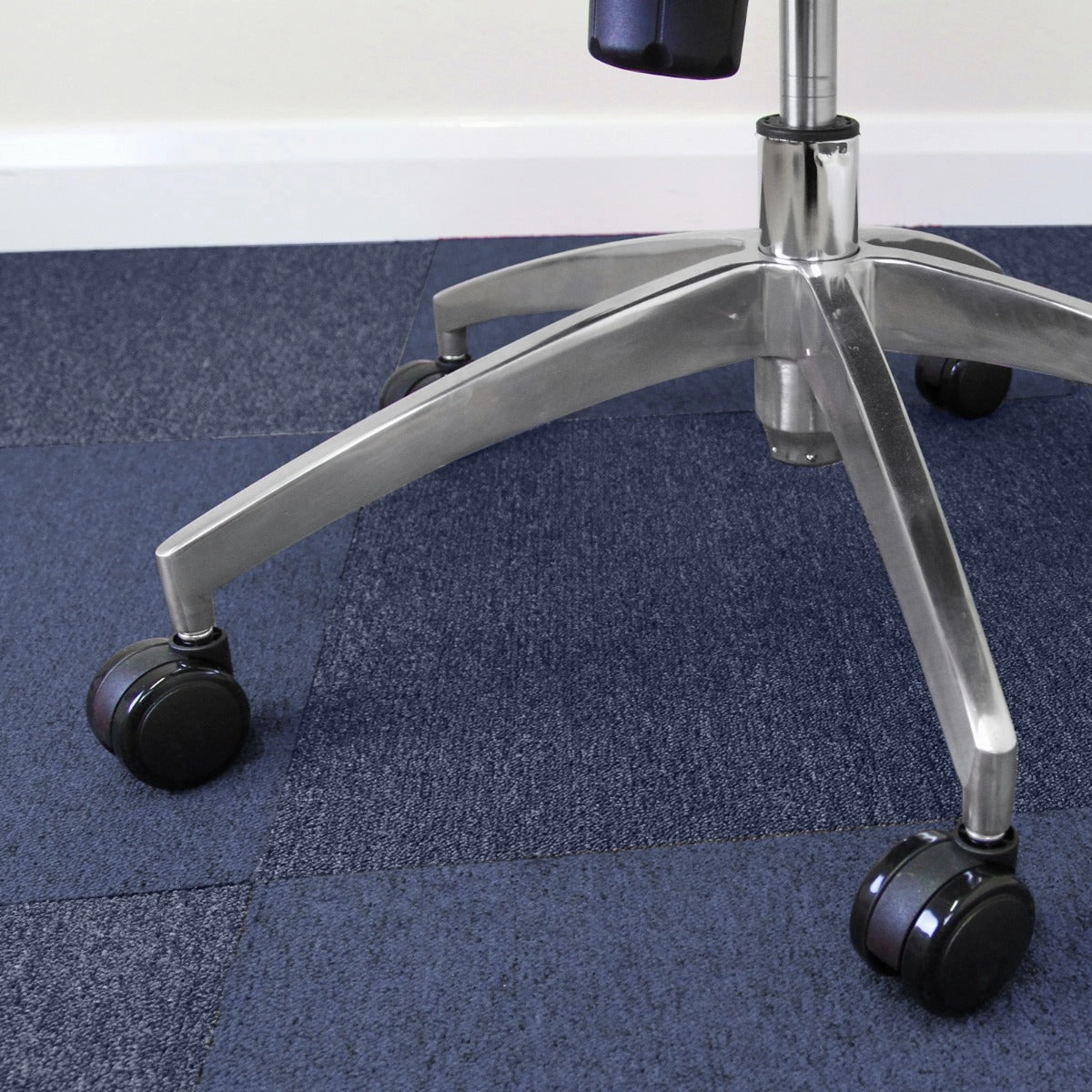 40 x Carpet Tiles 10m2 / Storm Blue
