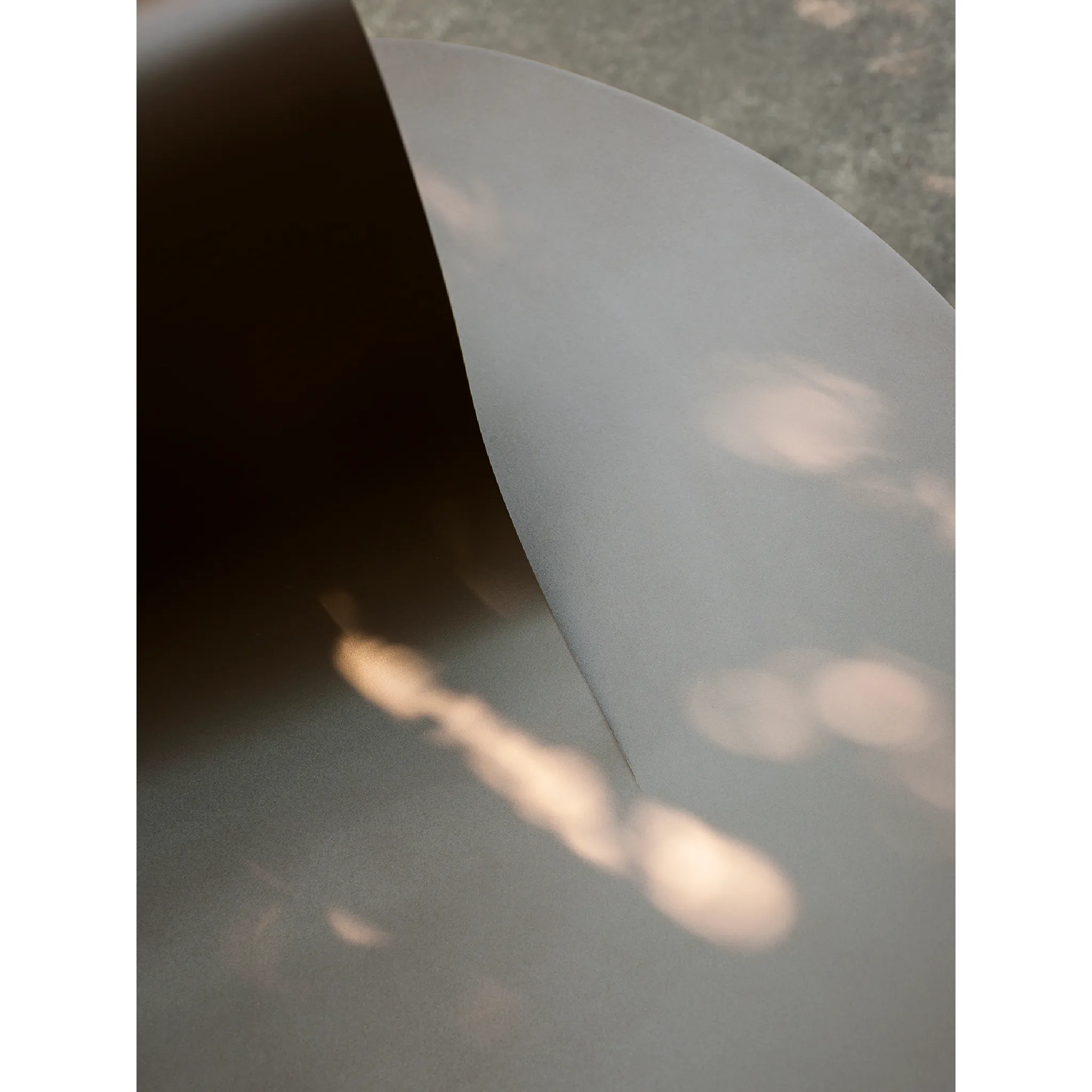 Bent-Back Metal Outdoor Bench | Desalto Softer than Steel