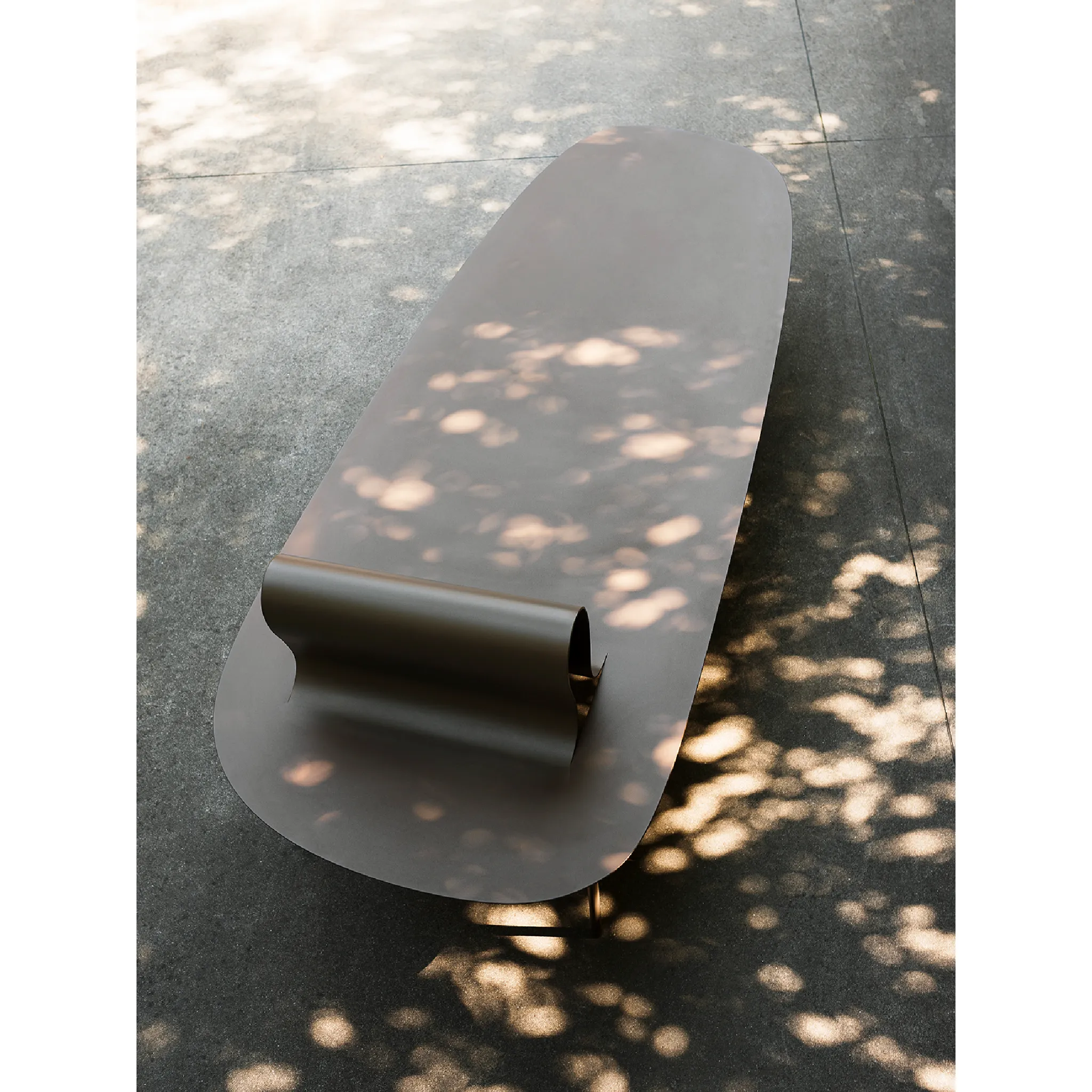 Bent-Back Metal Outdoor Bench | Desalto Softer than Steel