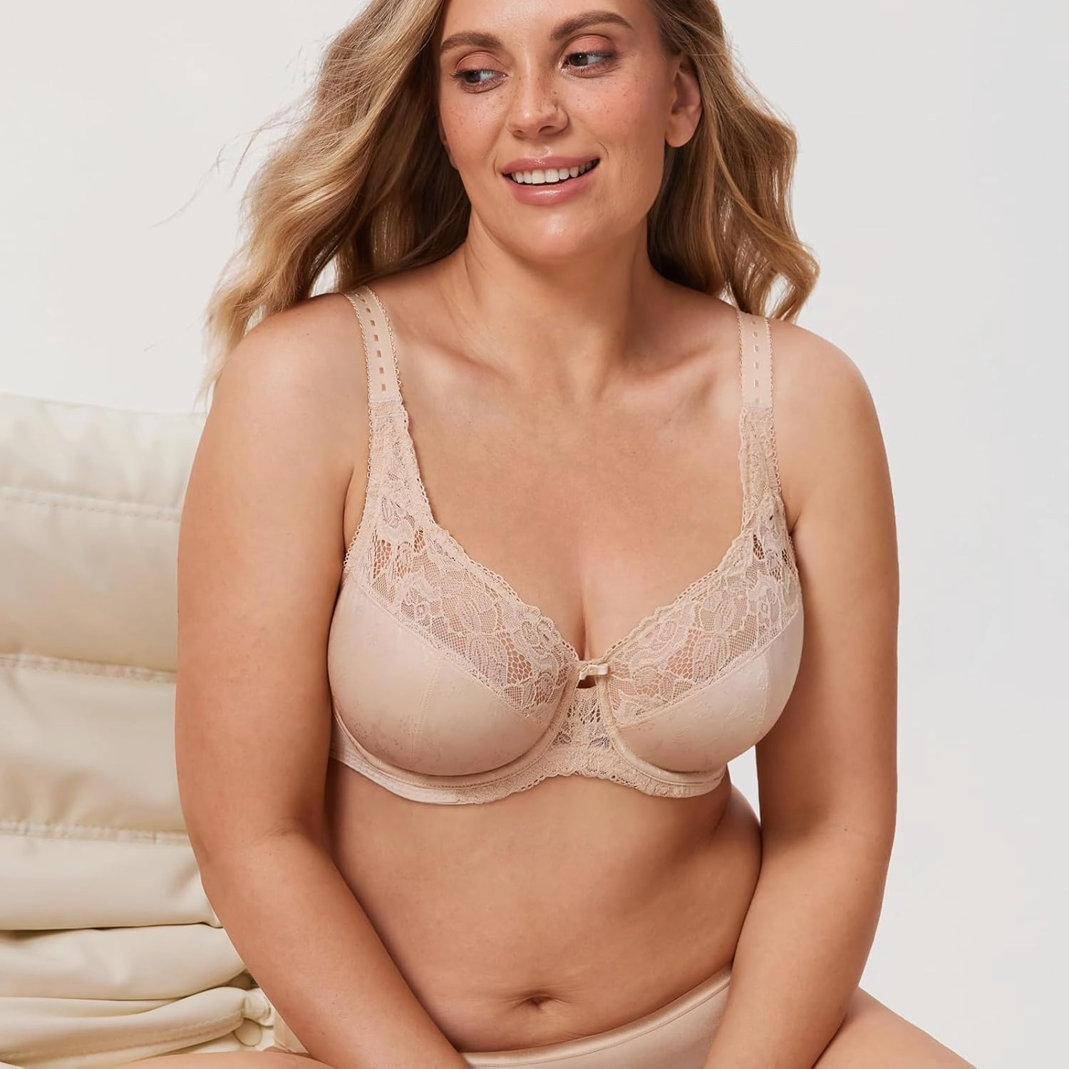 DELIMIRA Women's Plus Size Full Coverage Underwire Unlined Minimizer Lace Bra