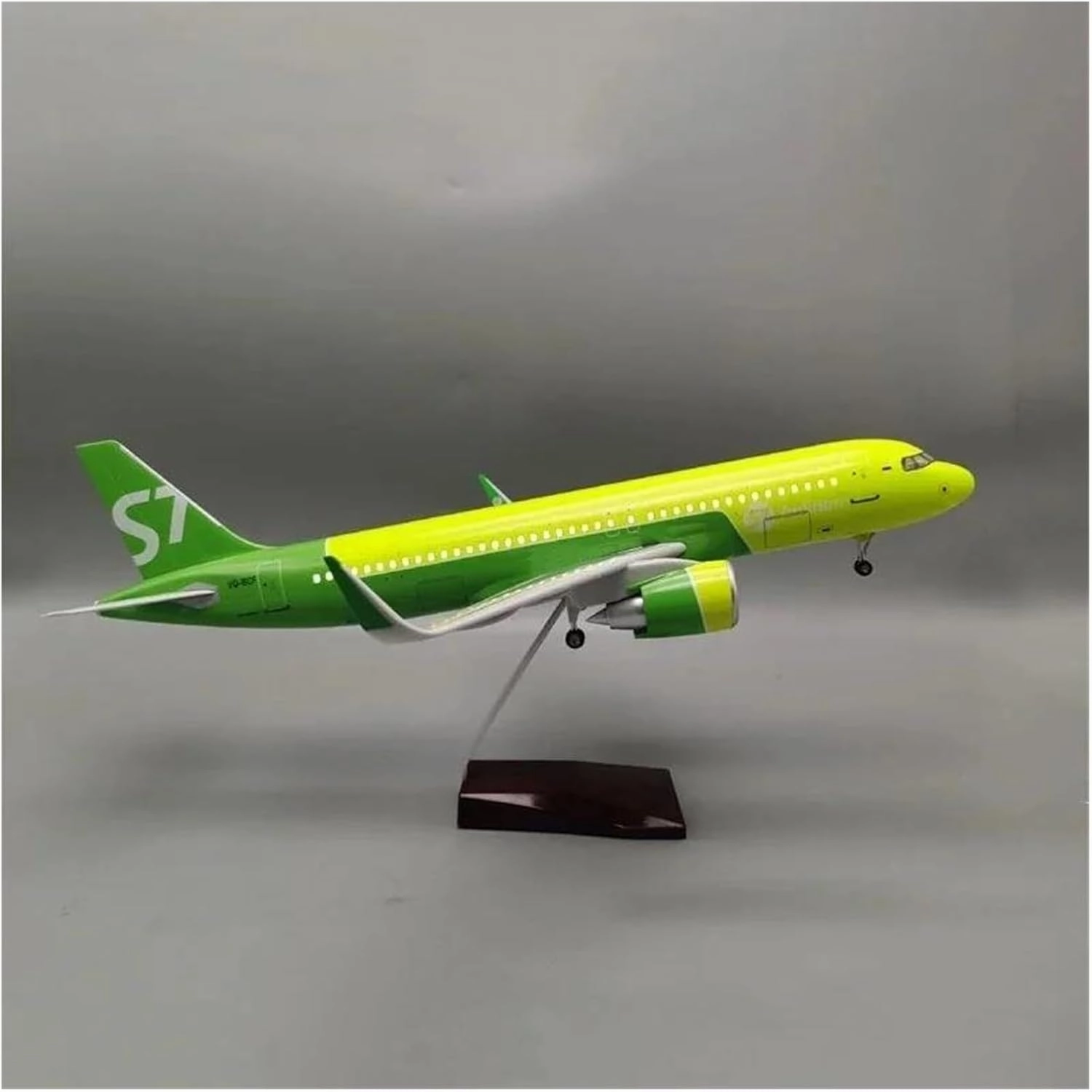 Diecast Plane Model 1：180 Scale for A320NEO Diecast Resin Plane Model with Light and Wheel Decorative Souvenirs (No Light)