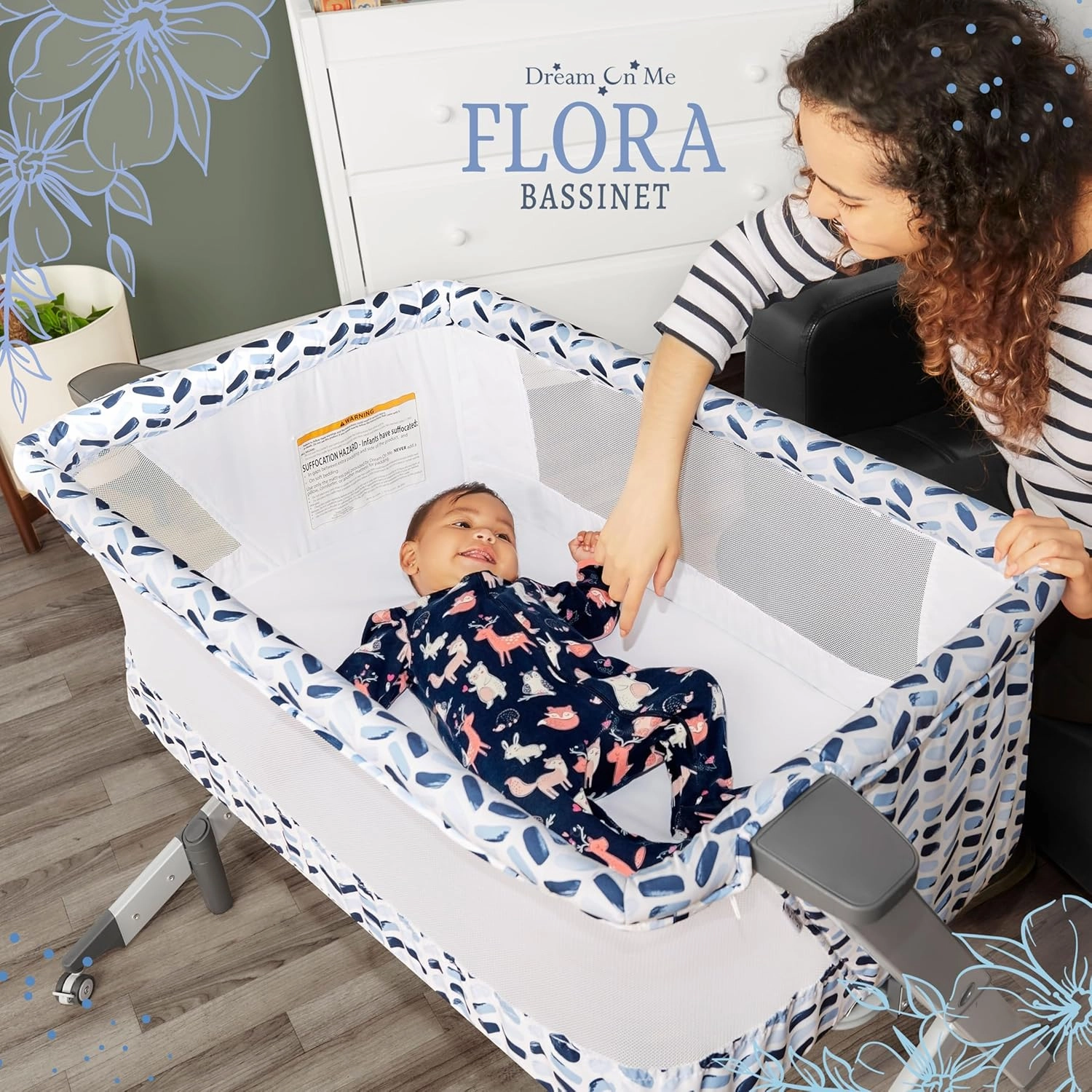 Dream On Me Flora Baby Bassinet in Moroccan White, Lightweight and Portable Travel Bassinet with Carry Bag, Five Adjustable Height Position, Mattress Pad Included