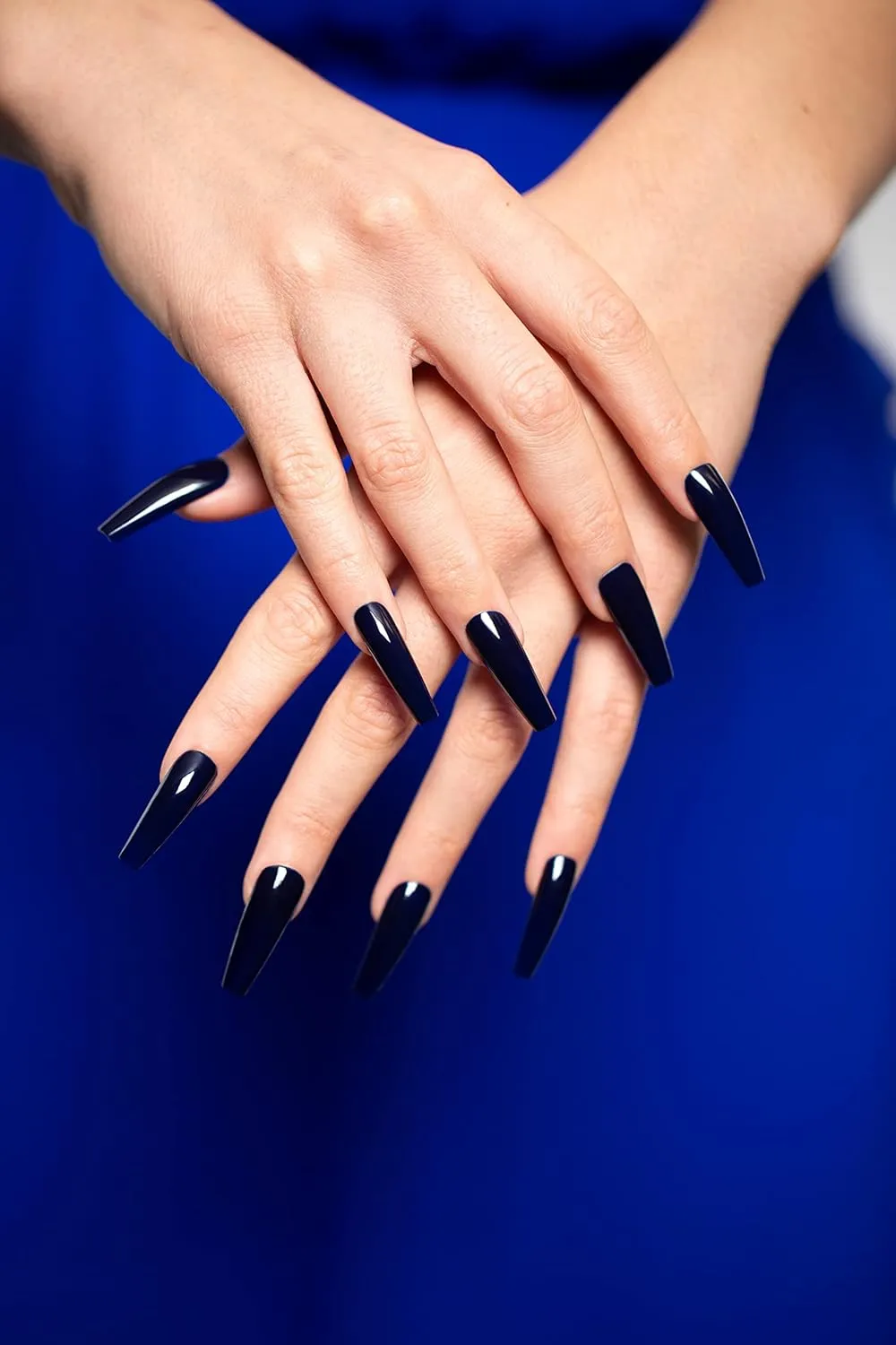 Gelish Soft Gel, Press On Gel Nails, Gel Tips Nail Kit, Full Nail Tips, Nail Kit with featured Touch Mini LED Light, Perfect Fit, Full Coverage Tips.