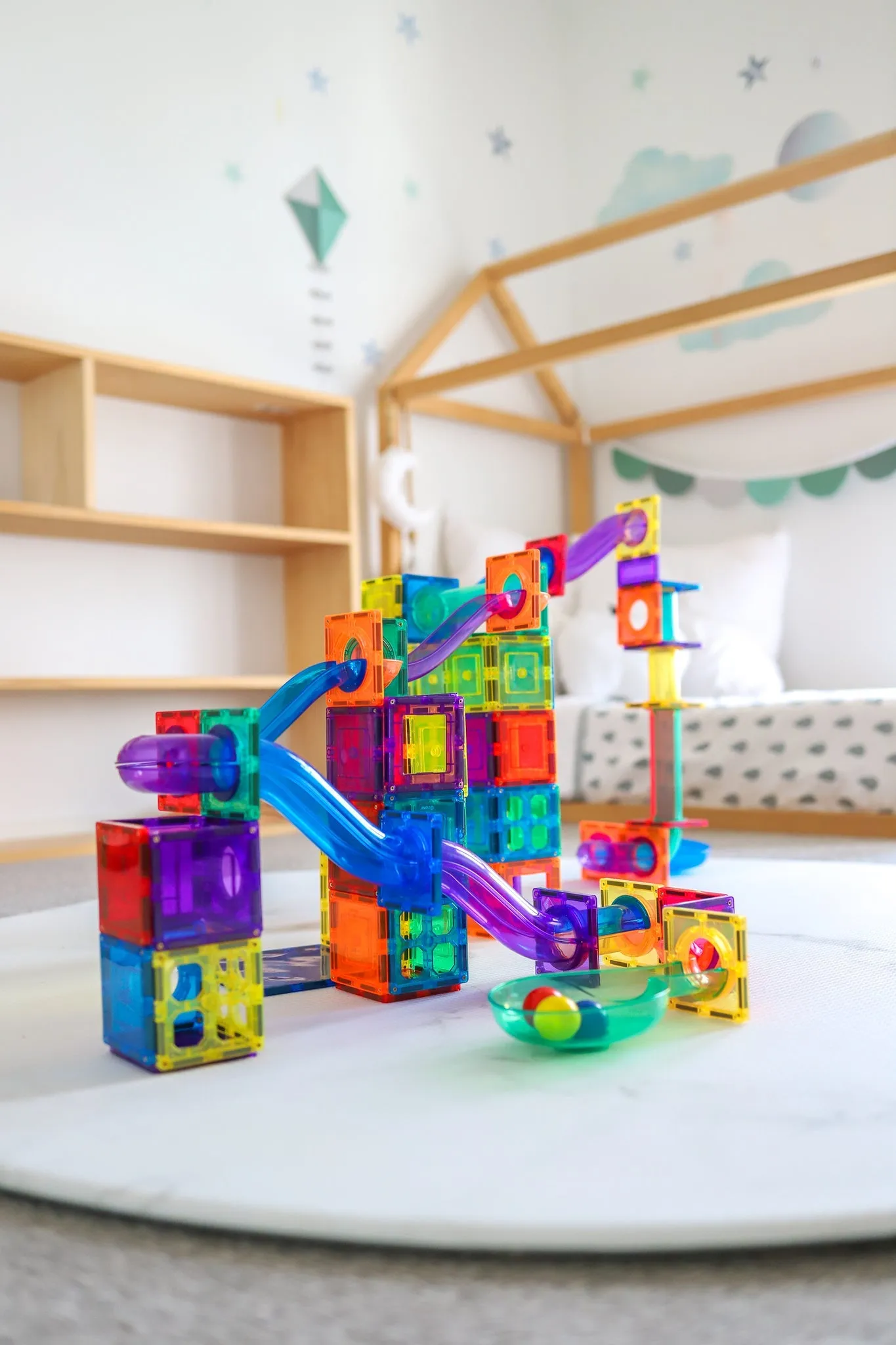 Learn and Grow Toys Magnetic Tiles Ball Run 84pc Pack Best Seller Marble Run Game 3yrs 