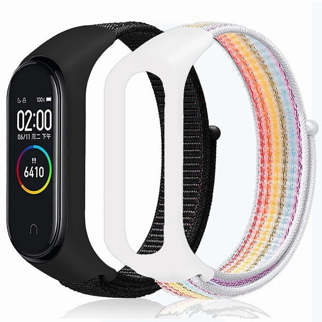 M4 Smart Fitness Watch with *** 1 x FREE DESIGNER STRAP ***