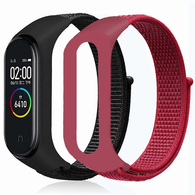 M4 Smart Fitness Watch with *** 1 x FREE DESIGNER STRAP ***