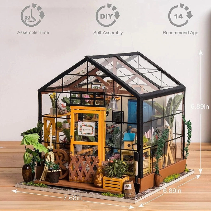 Miniature Green House - 1:24 Scale (231 Pcs)