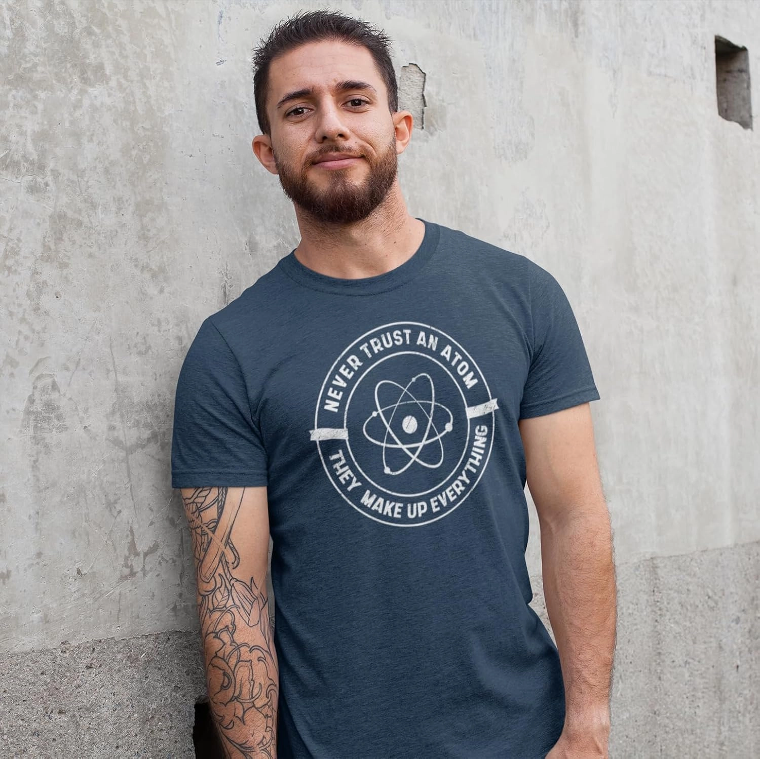 Never Trust an Atom, They Make up Everything T-Shirt Funny Science T Shirt