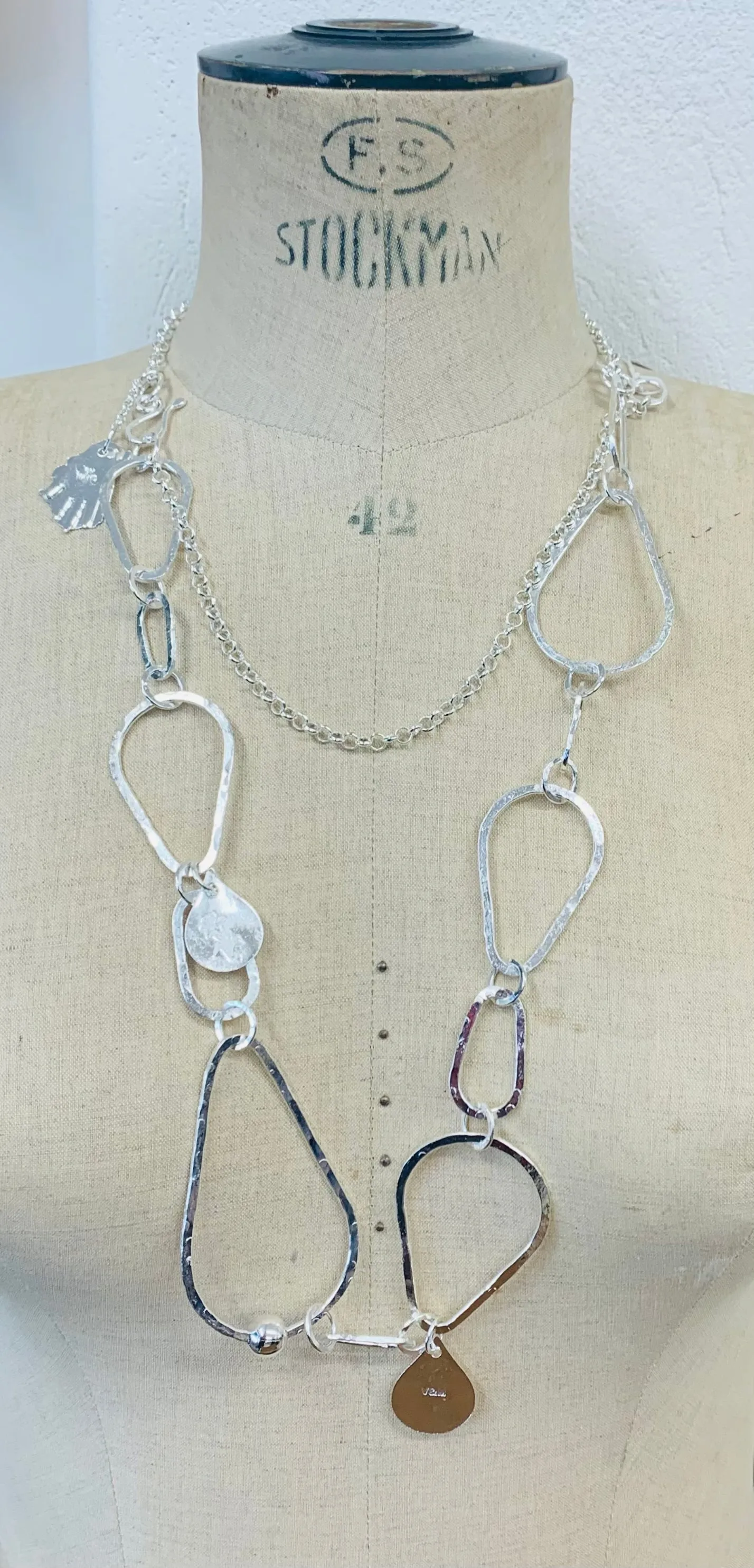 Pear necklace silver