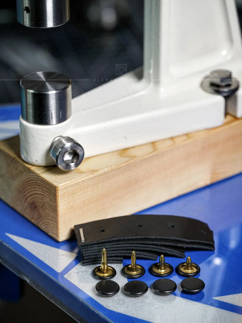 Refitted IDEAL Lightweight Hand Press | KLXID