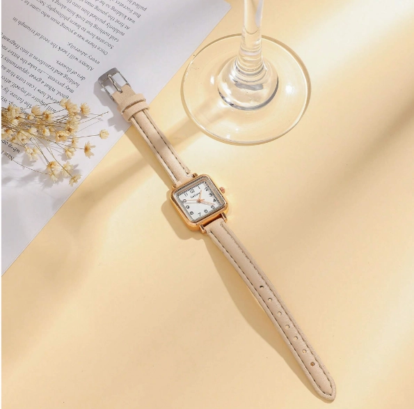 Shein -  1pc Women's Elegant Fashion Striped Scale Dial Leather Strap Quartz Wristwatch