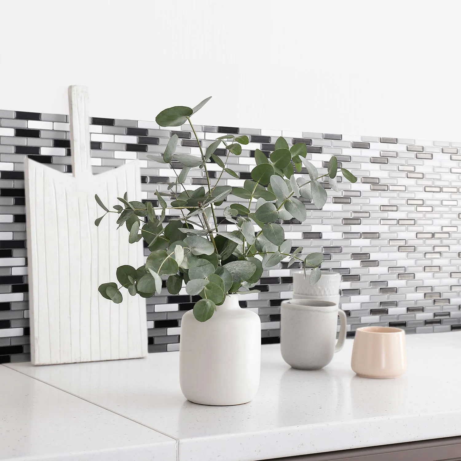 Smart Tiles Peel and Stick 4-Sheet 10 x 9 Backsplash - Murano Metallik|Dosseret Smart Tiles peler et coller 10 x 9, 4 feuilles - Murano Metallik