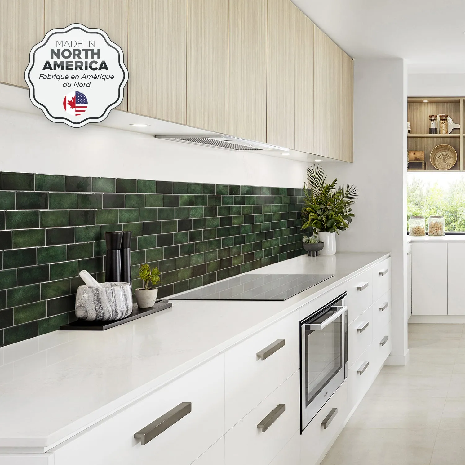 Smart Tiles Peel and Stick 4-Sheet 12 x 9 Backsplash - Metro Fiona|Dosseret Smart Tiles peler et coller 12 x 9, 4 feuilles - Metro Fiona