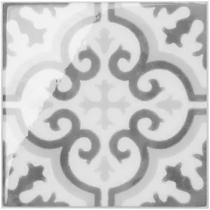 Smart Tiles Peel and Stick 4-Sheet 7.75 x 7.75 Backsplash - Vintage Girona Cordu|Dosseret Smart Tiles peler et coller 7,75 x 7,75, 4 feuilles - Vintage Girona Cordu