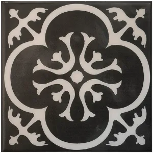 Smart Tiles Peel and Stick 4-Sheet 7.75 x 7.75 Backsplash - Vintage Girona Nera|Dosseret Smart Tiles peler et coller 7,75 x 7,75, 4 feuilles - Vintage Girona Nera