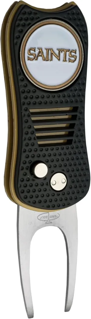 Team Golf NFL Switchblade Divot Tool with Double-Sided Magnetic Ball Marker, Features Patented Single Prong Design, Causes Less Damage to Greens, Switchblade Mechanism