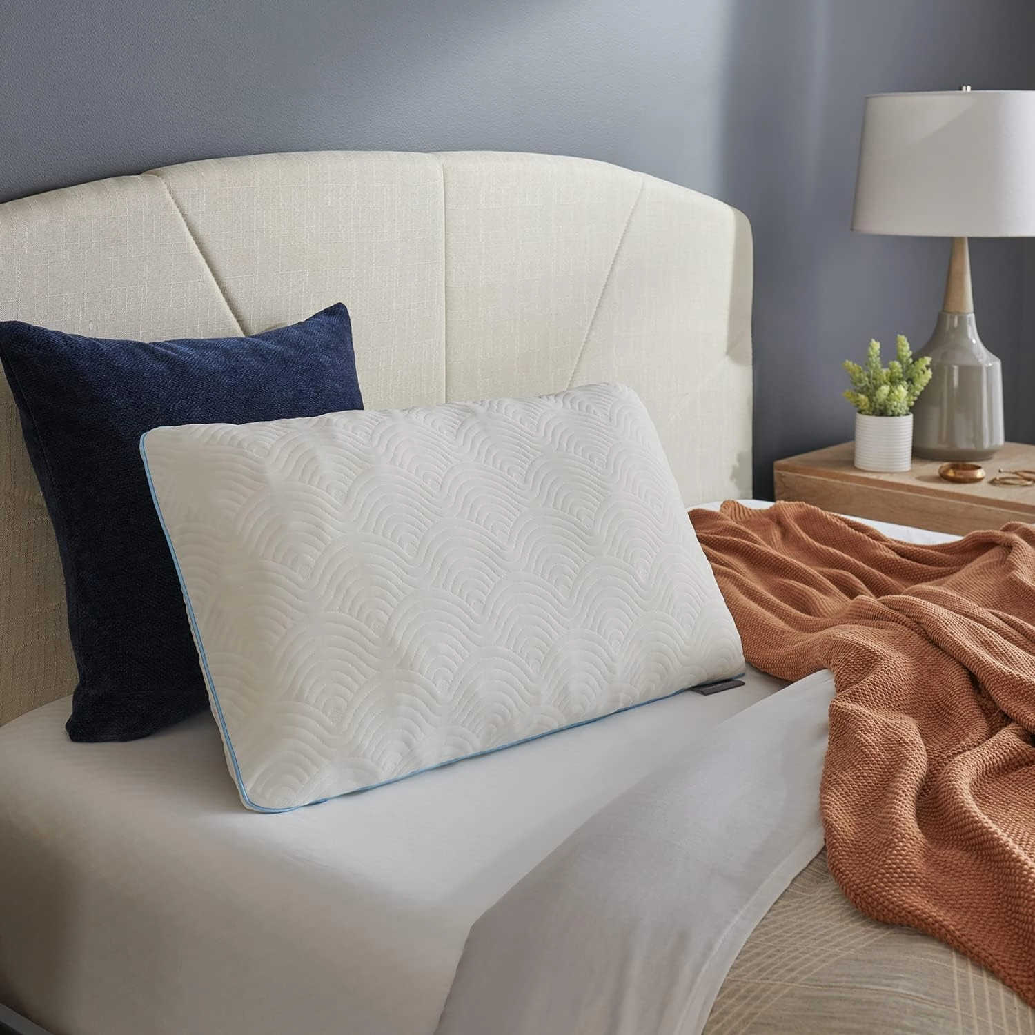 Tempur Bed Pillows, Queen, White