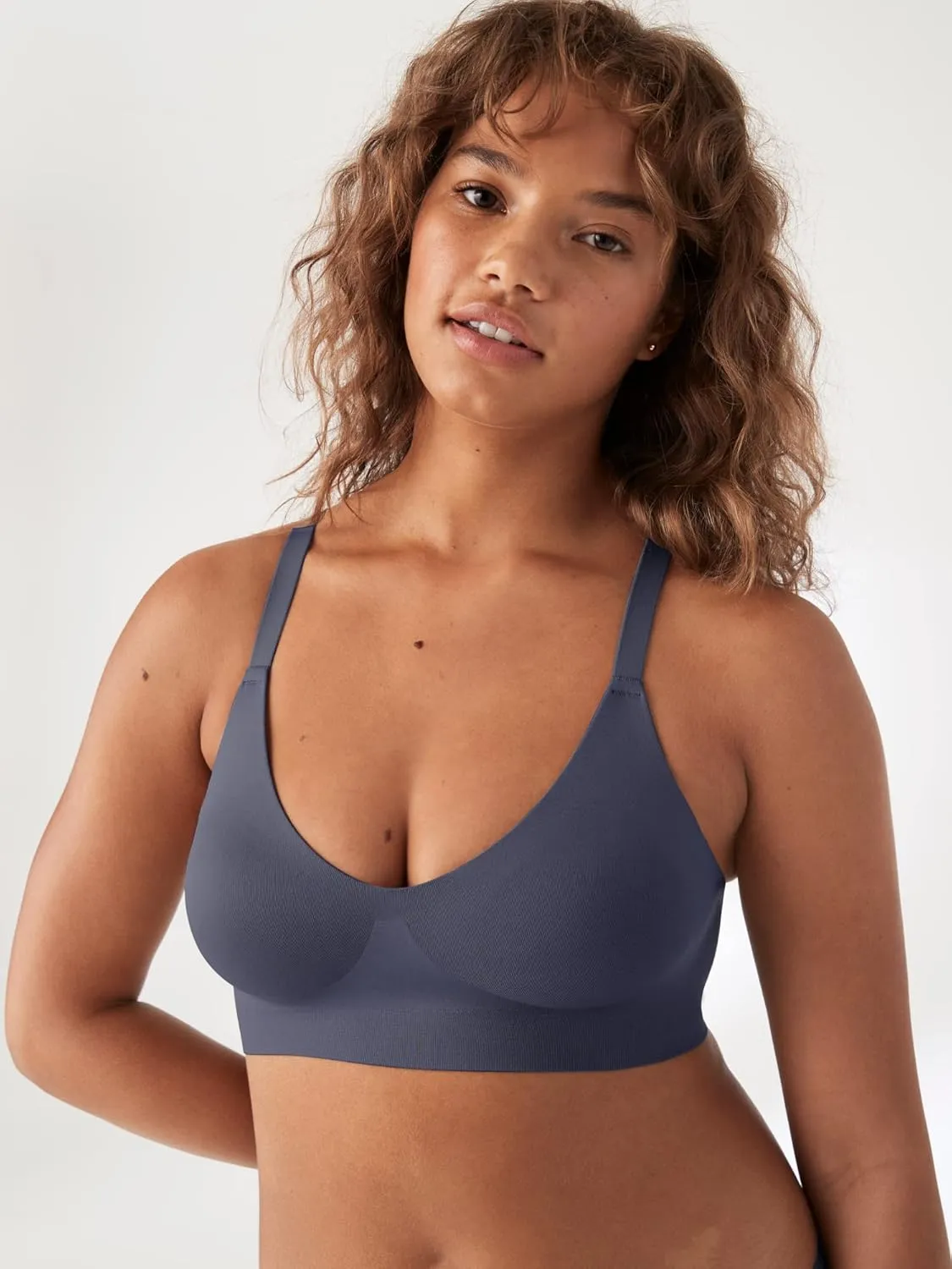 True & Co Women's Soft Form V Neck Adjustable Strap Bra