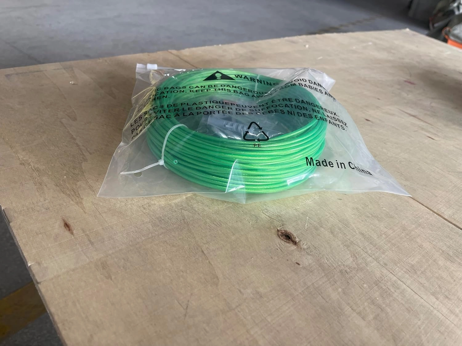 Turnbuckles for Cables Wire, 1/8" X 100Ft Green PVC Coated Wire Rope Kit, Multi-use Steel Cable for Grape Vines/Clothes Line Outdoors for T Post/String Light Hanging/Garden Cable
