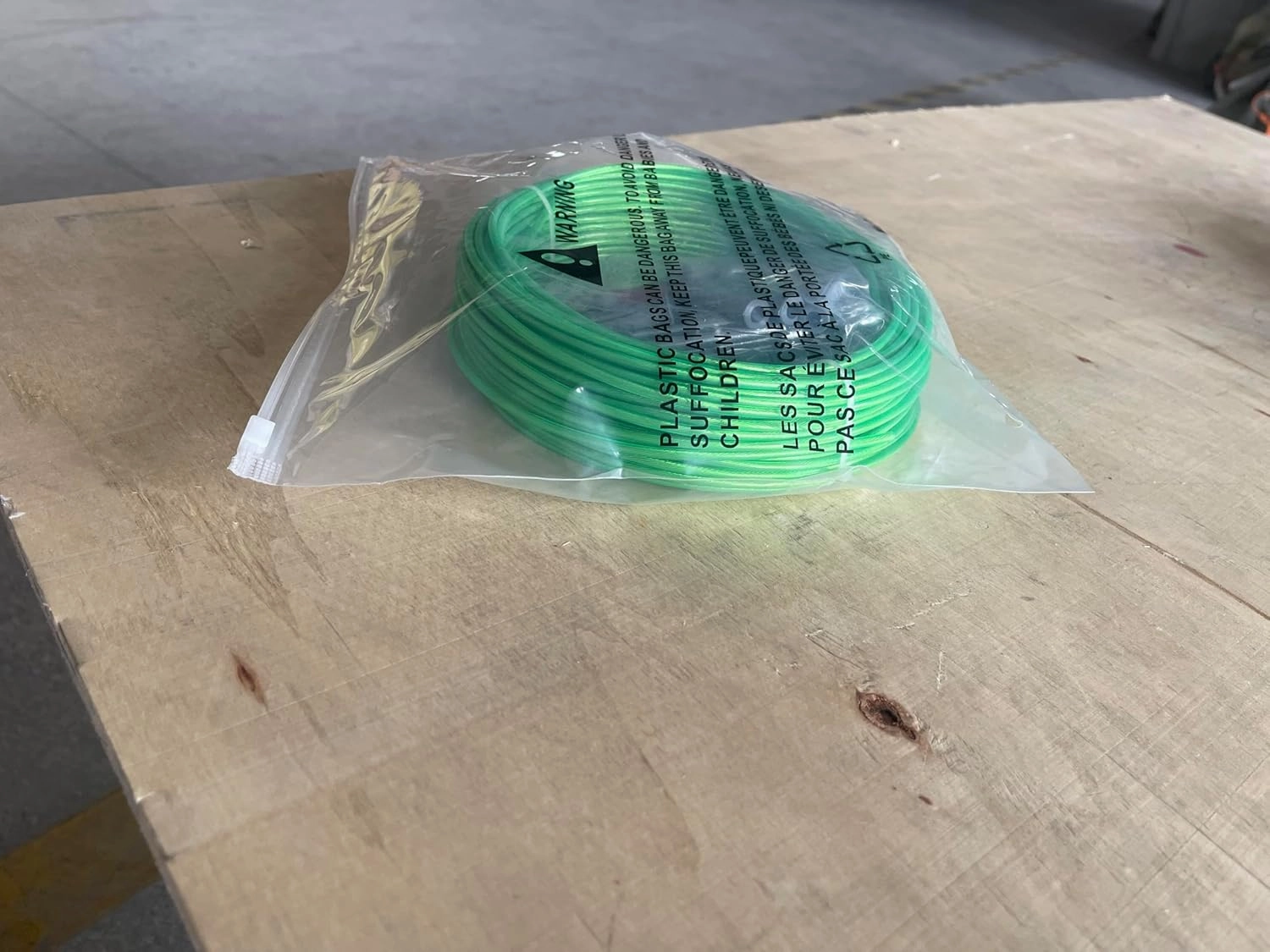 Turnbuckles for Cables Wire, 1/8" X 100Ft Green PVC Coated Wire Rope Kit, Multi-use Steel Cable for Grape Vines/Clothes Line Outdoors for T Post/String Light Hanging/Garden Cable