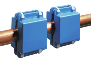 WENKO Anti Limescale Magnetic | Anti Limescale Magnet for Pipe | Pack of 2 | Suitable for All Piping | Magnetic Strength of 1200 Gauss | Plastic | 5 x 7 x 4.2 cm | Blue